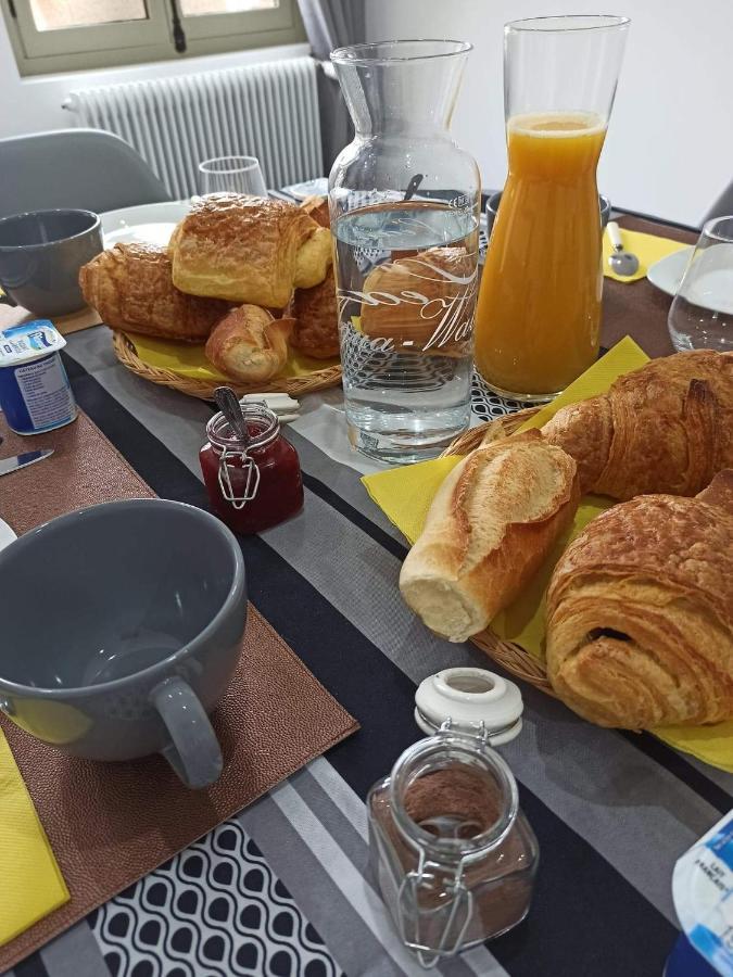 לינה וארוחת בוקר Bouzincourt Les Muches מראה חיצוני תמונה